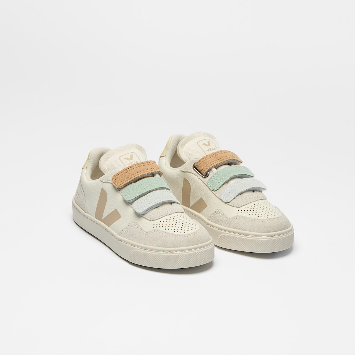 VEJA V-90 Leather x Bonpoint Pure Almond Natural - Image 3