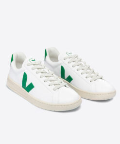 Alternative view of VEJA Urca CWL White Emeraude