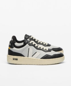 VEJA V-90 Leather São Paulo Light Grey White