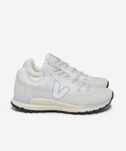 VEJA Fitz Roy Trek-Shell Gravel White