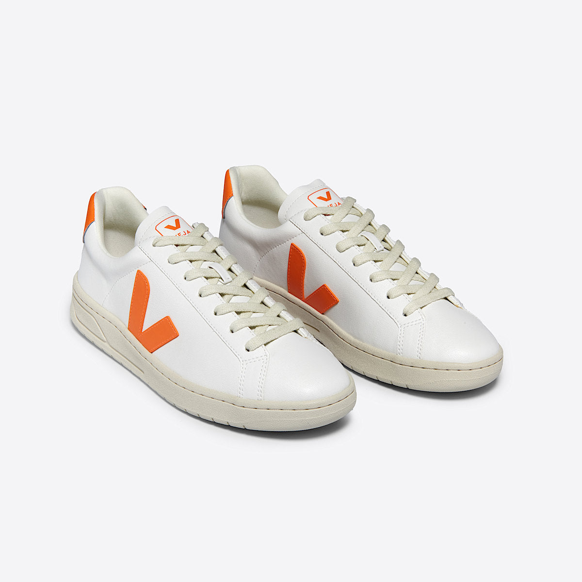 VEJA Urca CWL White Fury - Image 2