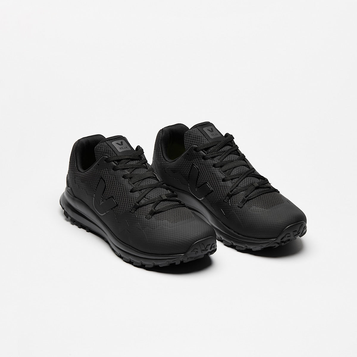 VEJA Fitz Roy Alveomesh Full Black - Image 2