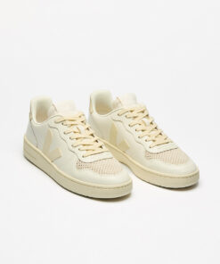 Alternative view of VEJA V-10 Leather Pure Calcaire