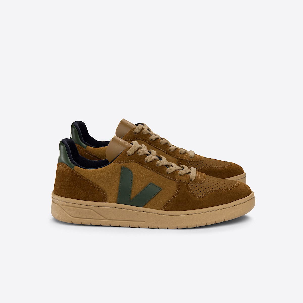 VEJA V-10 Suede Camel Cyprus Multico