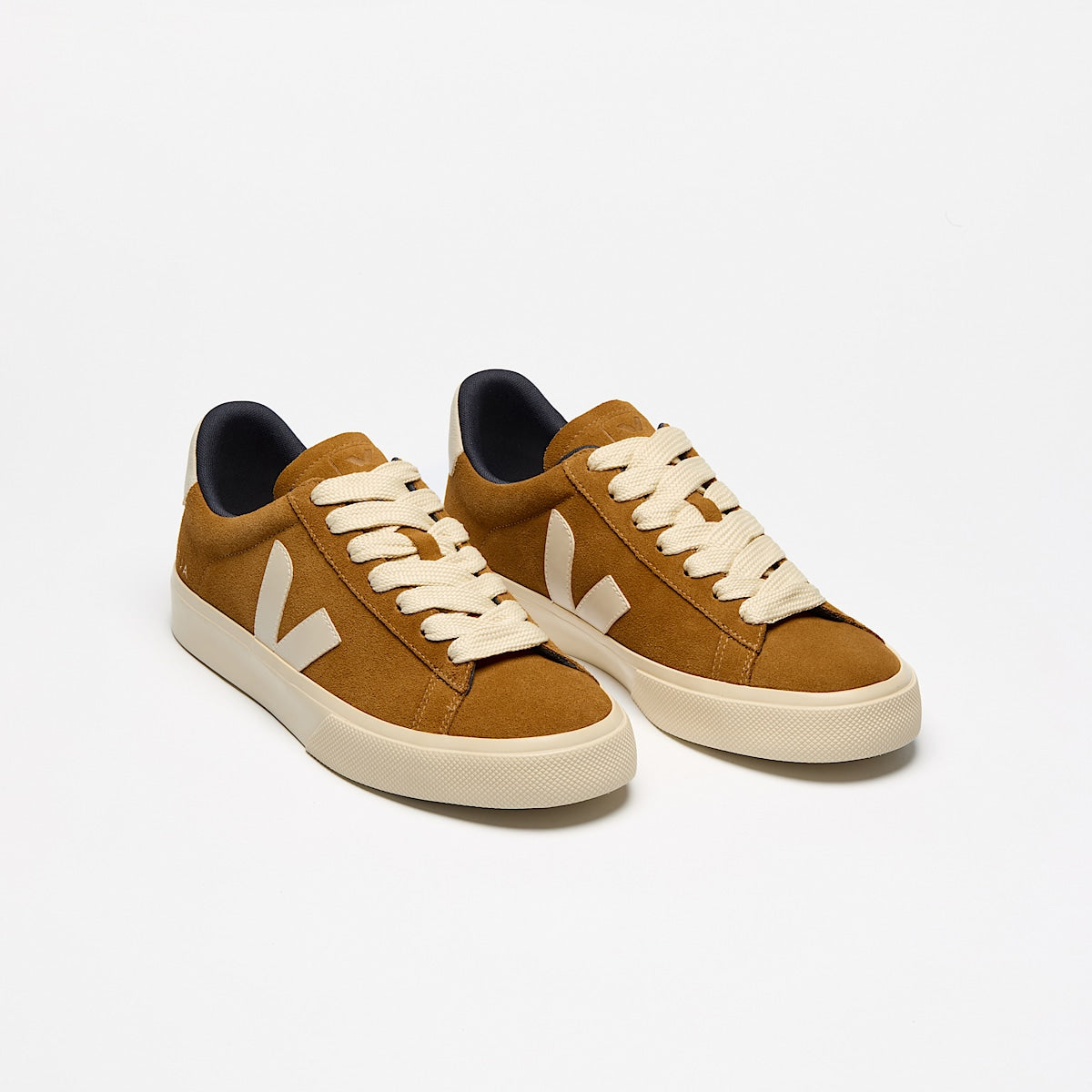 VEJA Campo Bold Suede Camel Pierre - Image 2