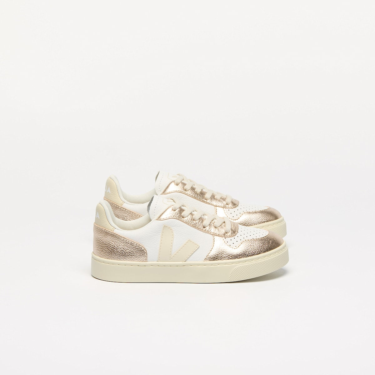 VEJA V-10 Leather White Calcaire Platine
