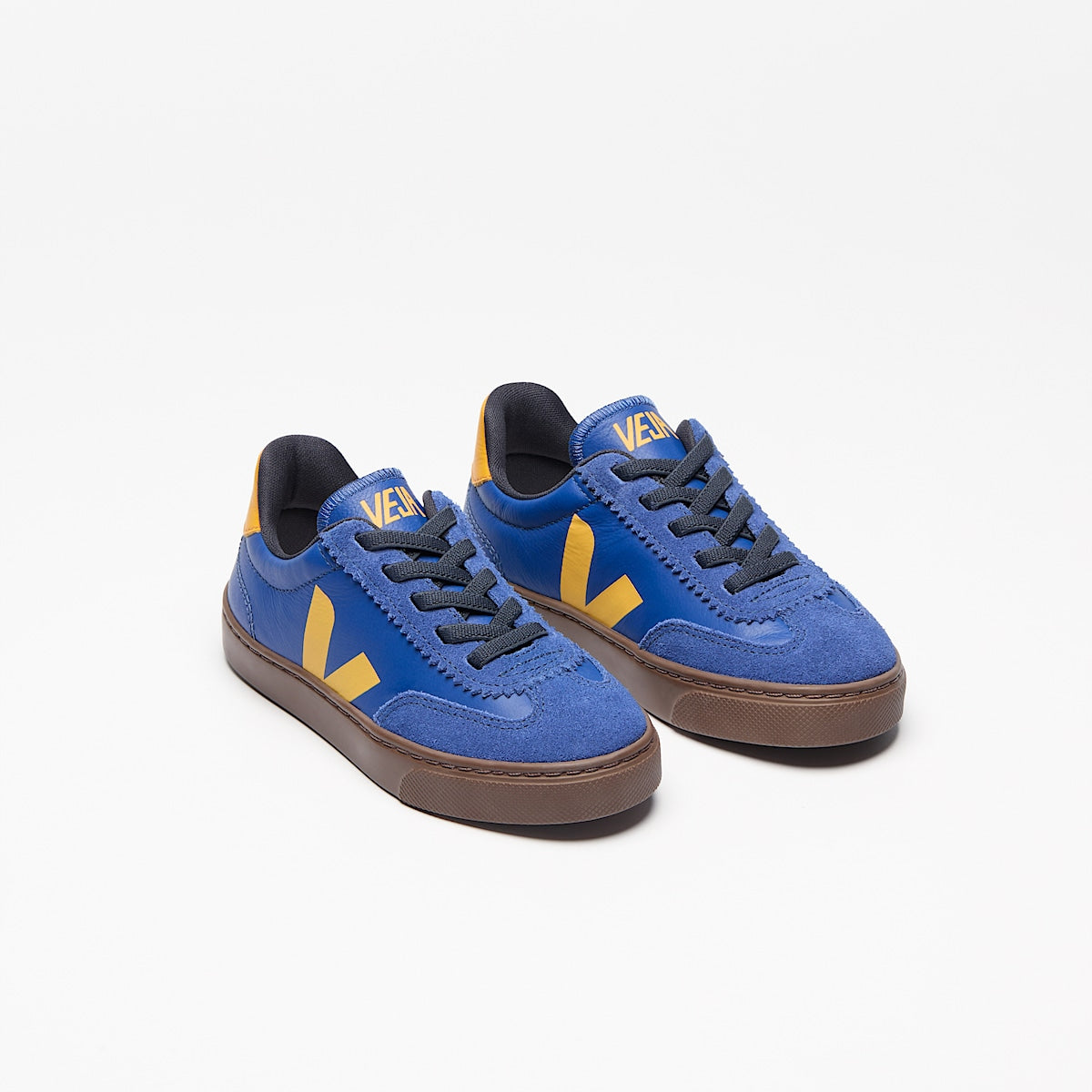 VEJA Volley Elastic Laces Leather Atlantic Ouro Bark - Image 2