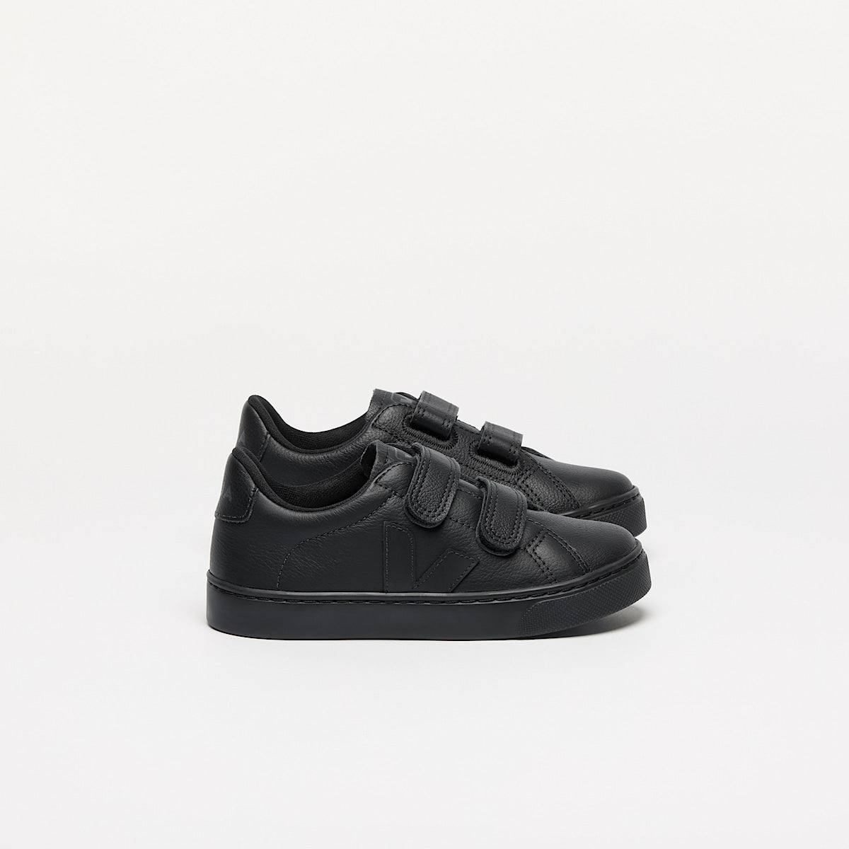 VEJA Esplar Leather Full Black