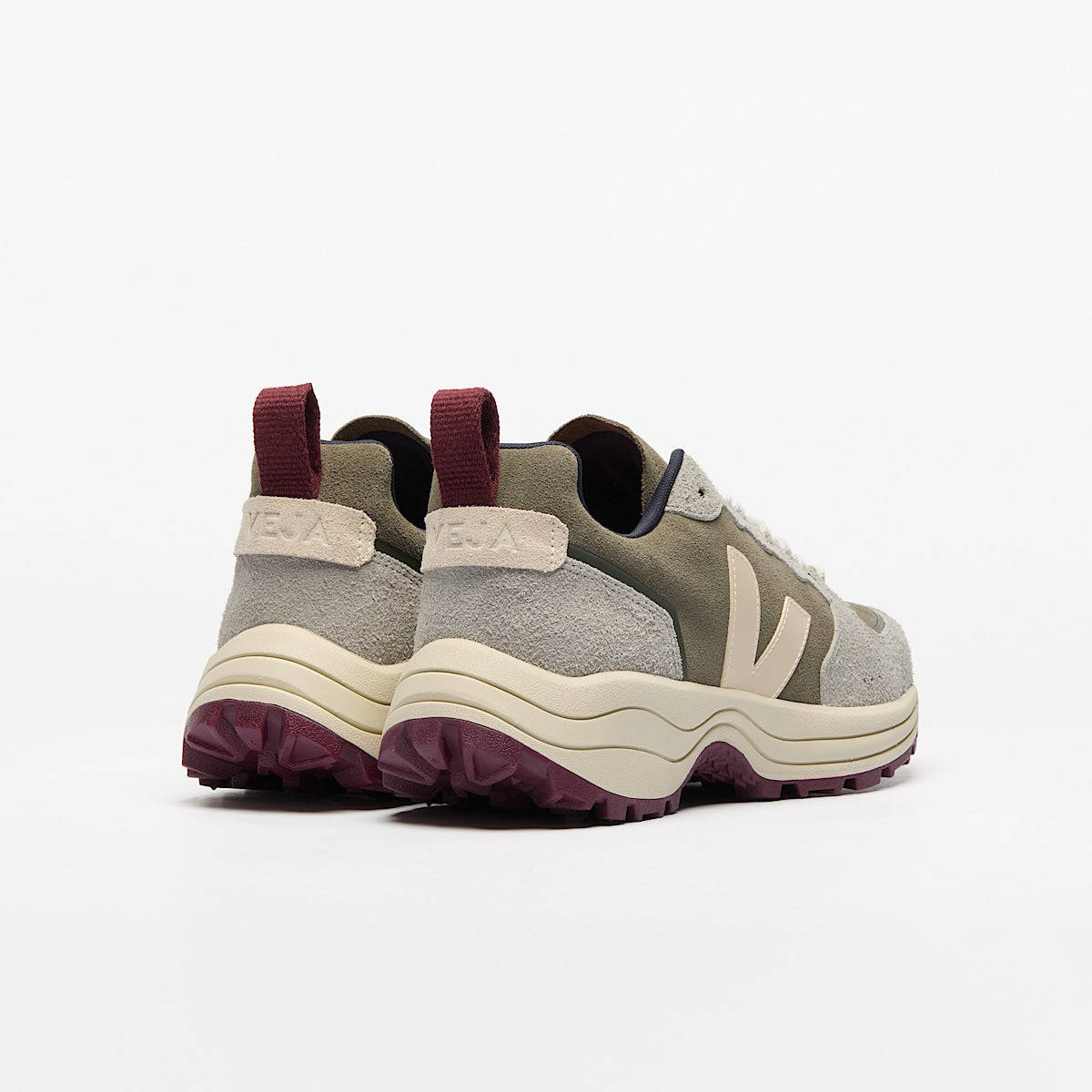 VEJA Venturi Ii Suede Kaki Sable - Image 3