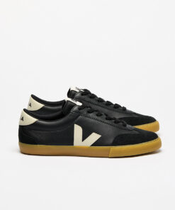 VEJA Volley Leather Black Pierre