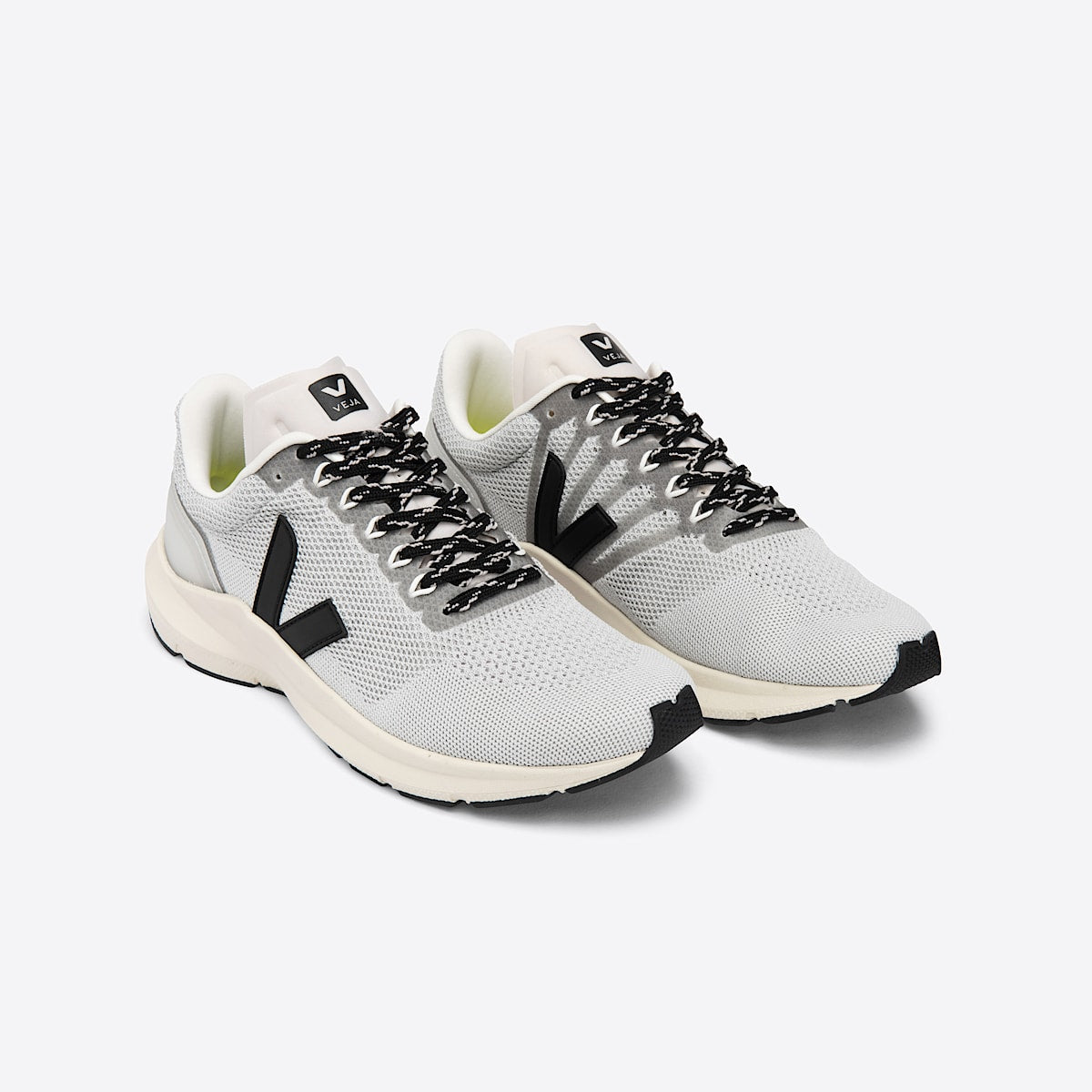 VEJA Marlin V-KNIT Polar Black - Image 2