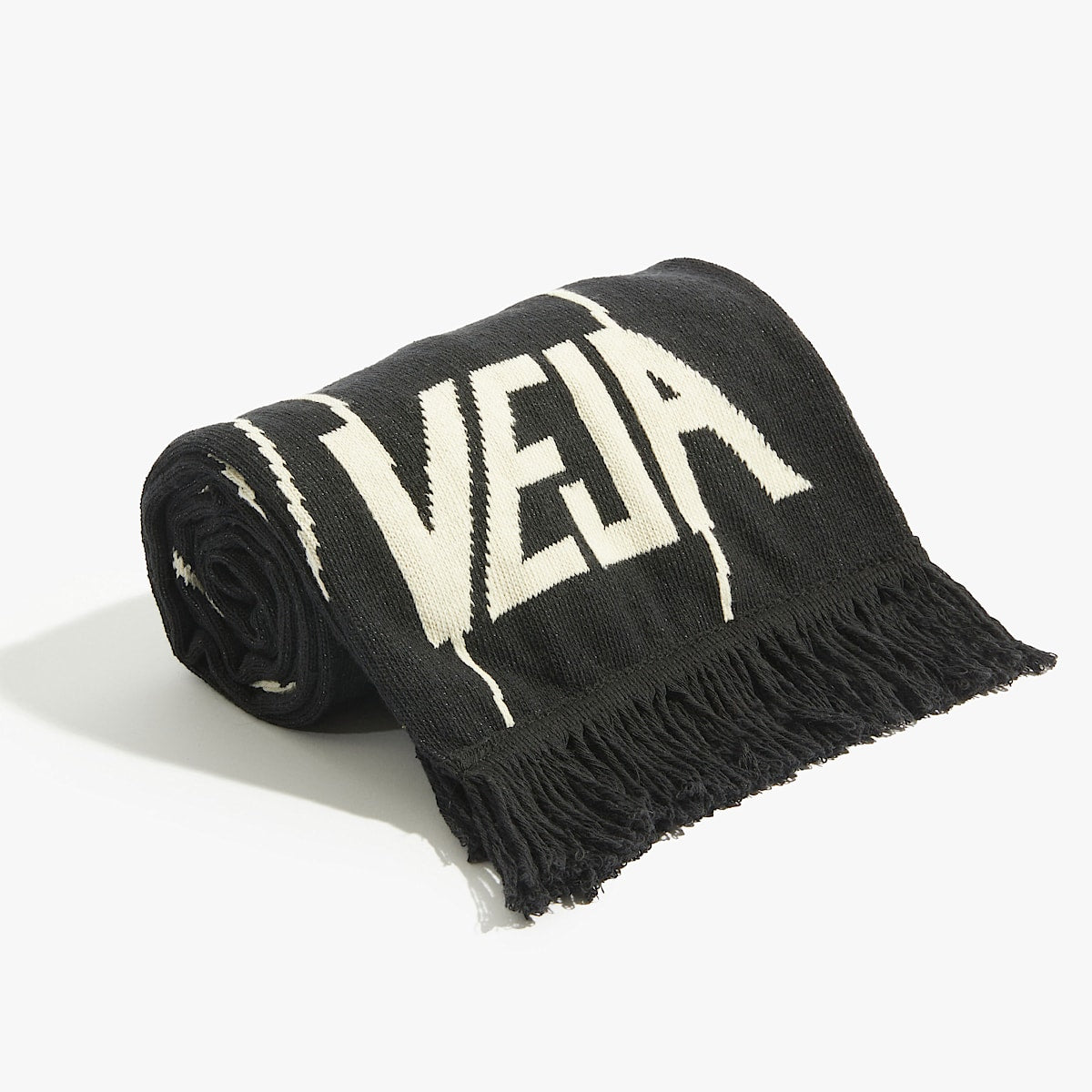 VEJA Scarf Panenka Cotton Black - Image 2
