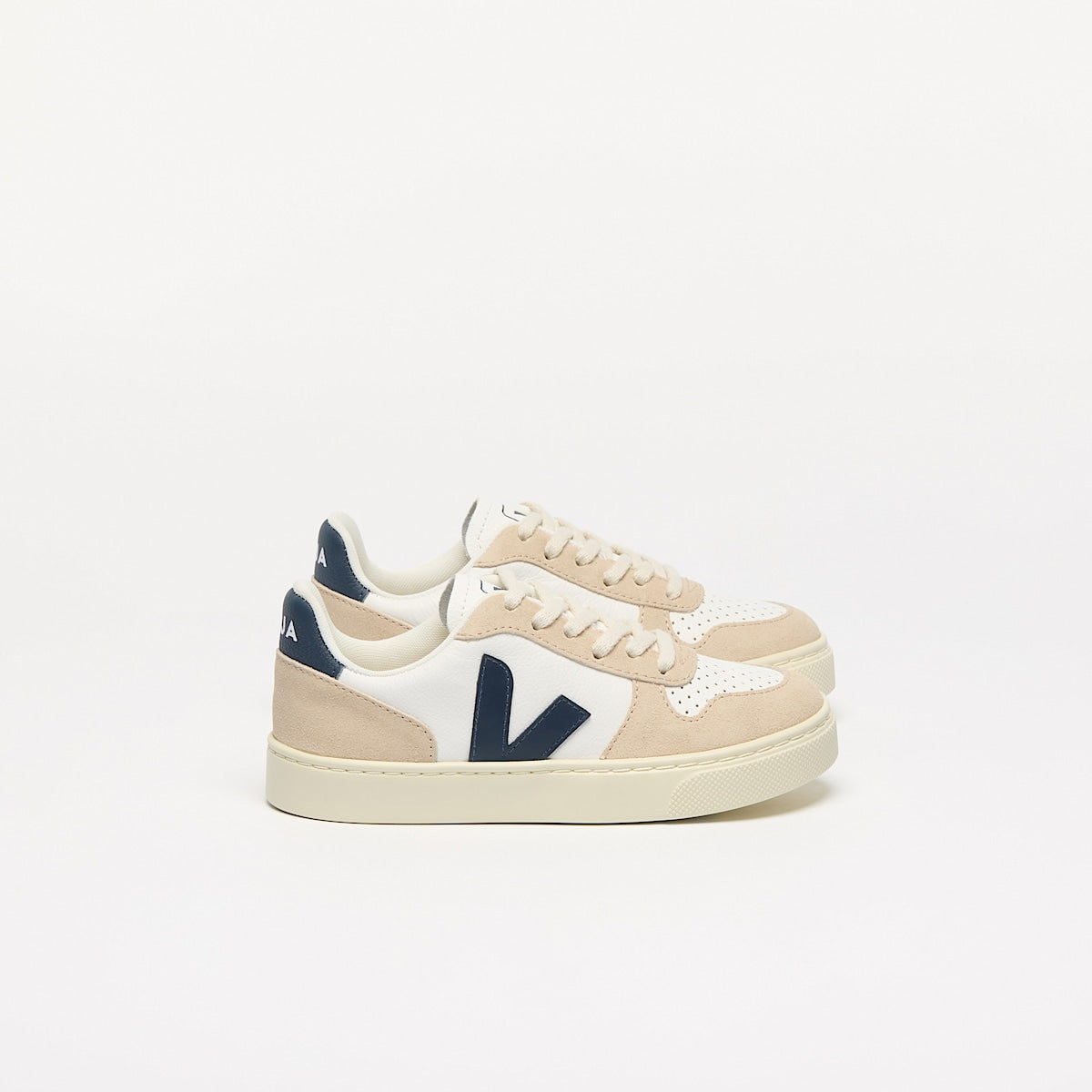 VEJA V-10 Leather White Nautico Almond