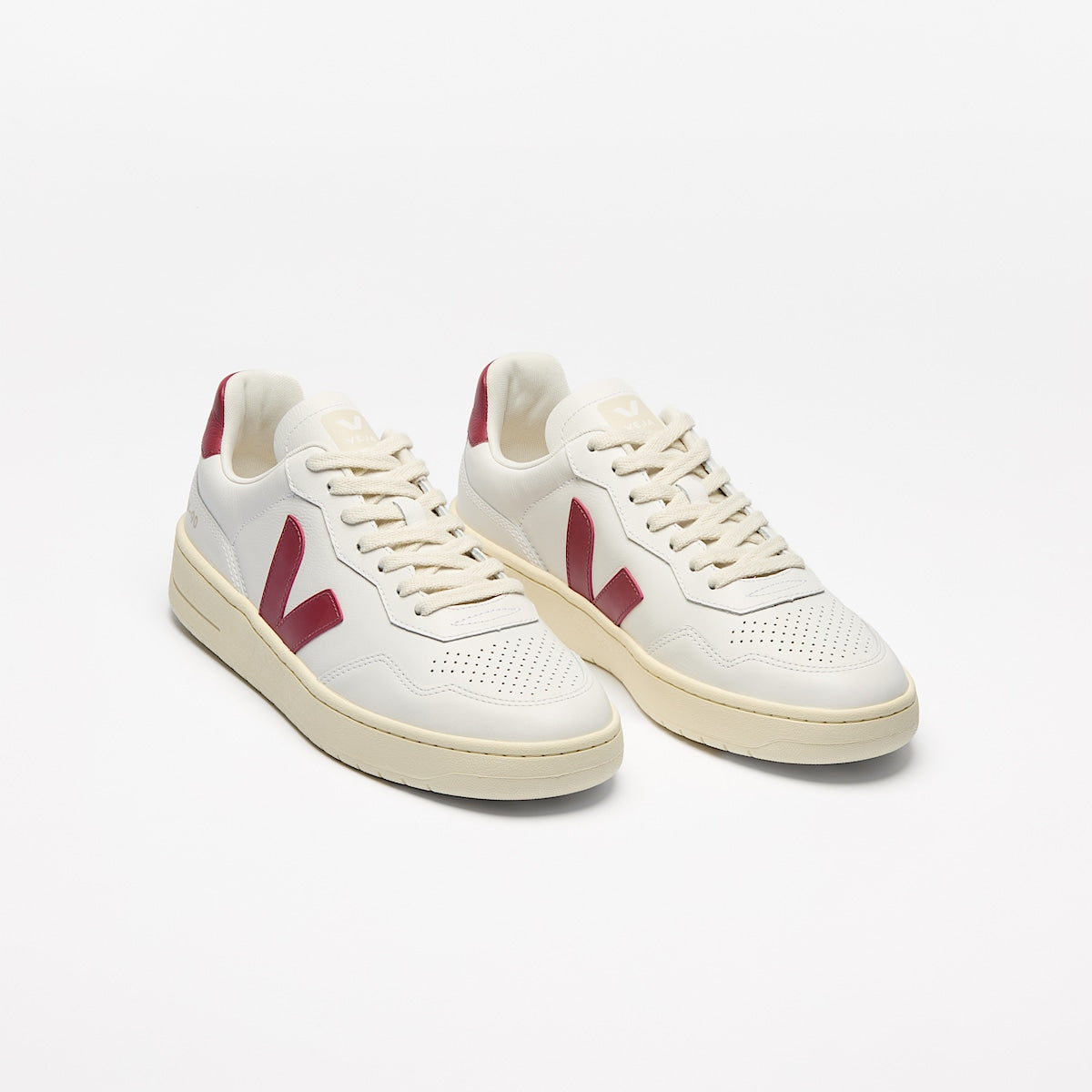 VEJA V-90 Leather White Marsala - Image 2