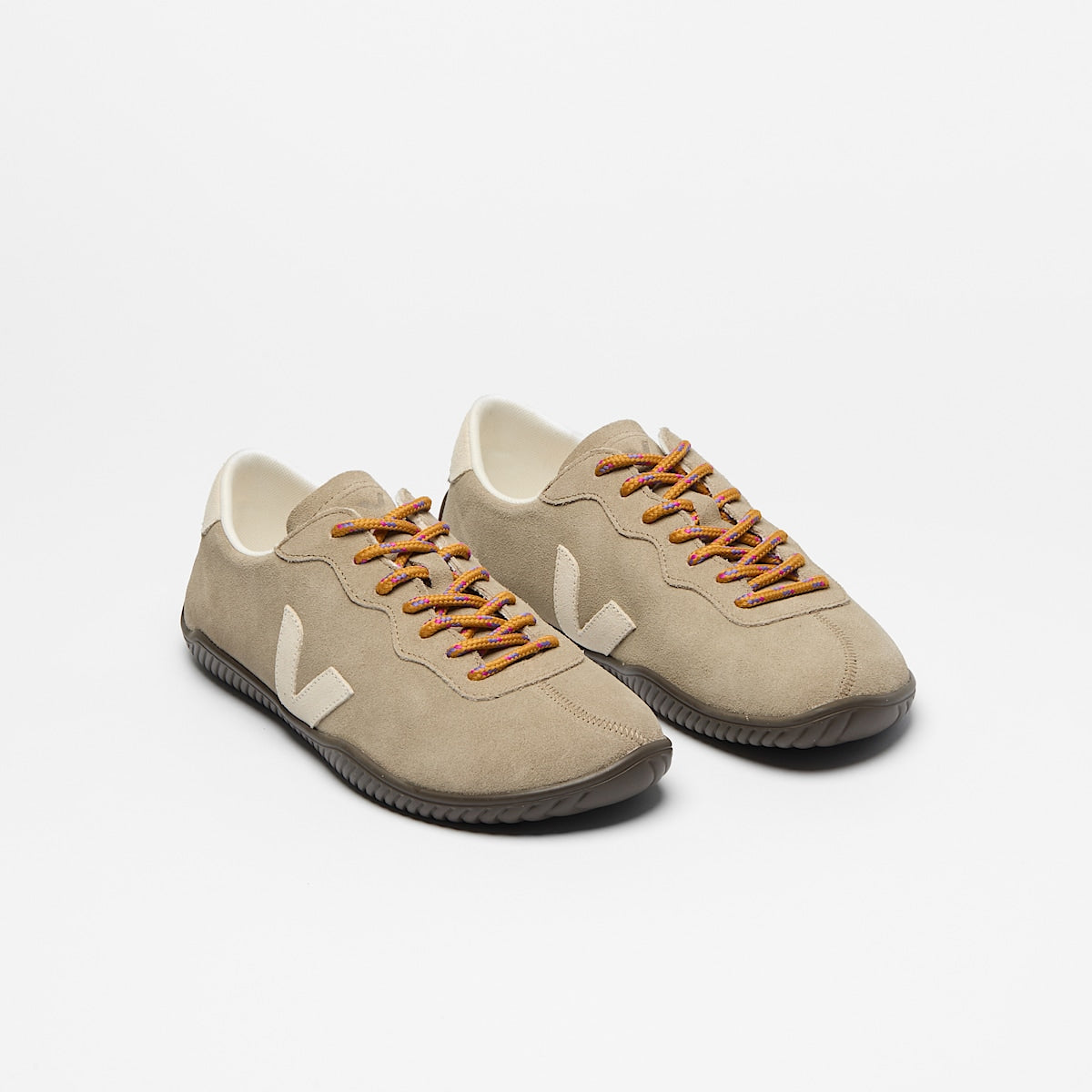 VEJA Jitsu Suede Taupe Pierre Eagle - Image 2