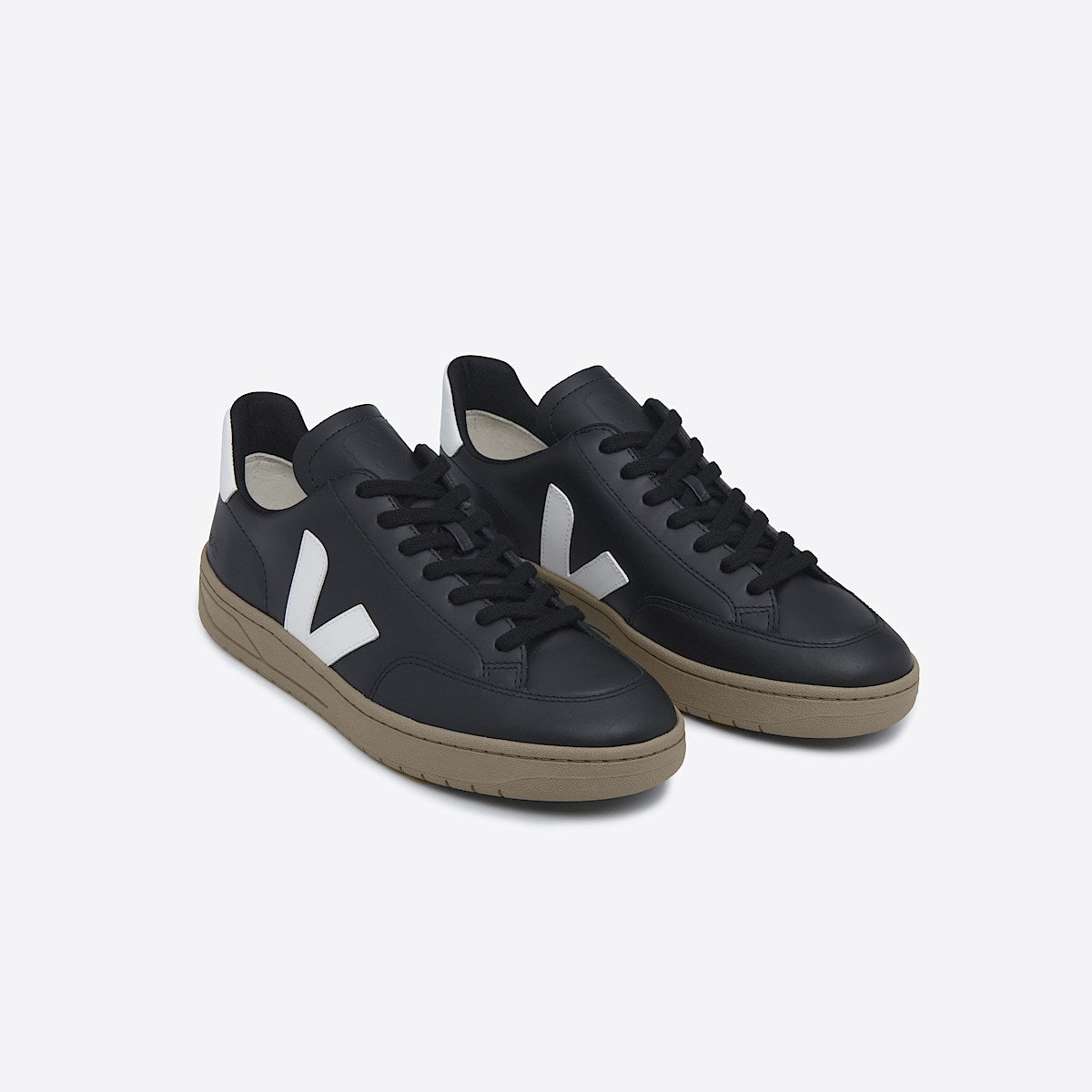 VEJA V-12 Leather Black Dune - Image 3