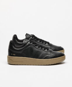 VEJA V-90 Leather Black Dune