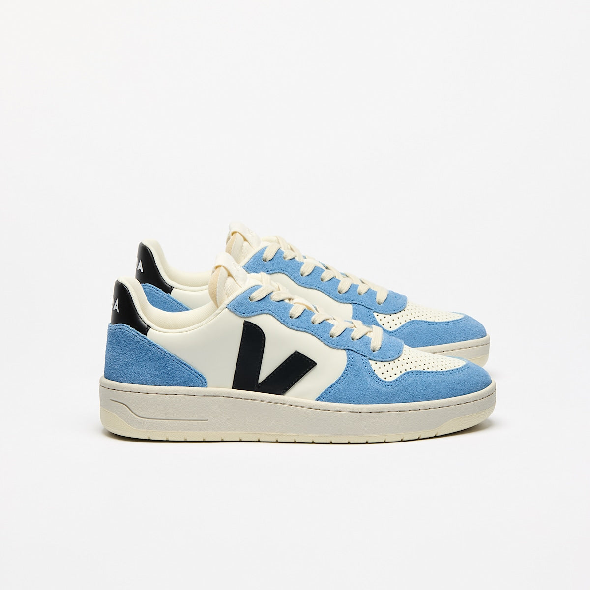 VEJA V-10 Leather Pure Black Aqua
