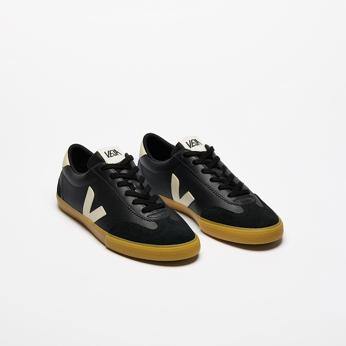 VEJA Volley Leather Black Pierre - Image 2