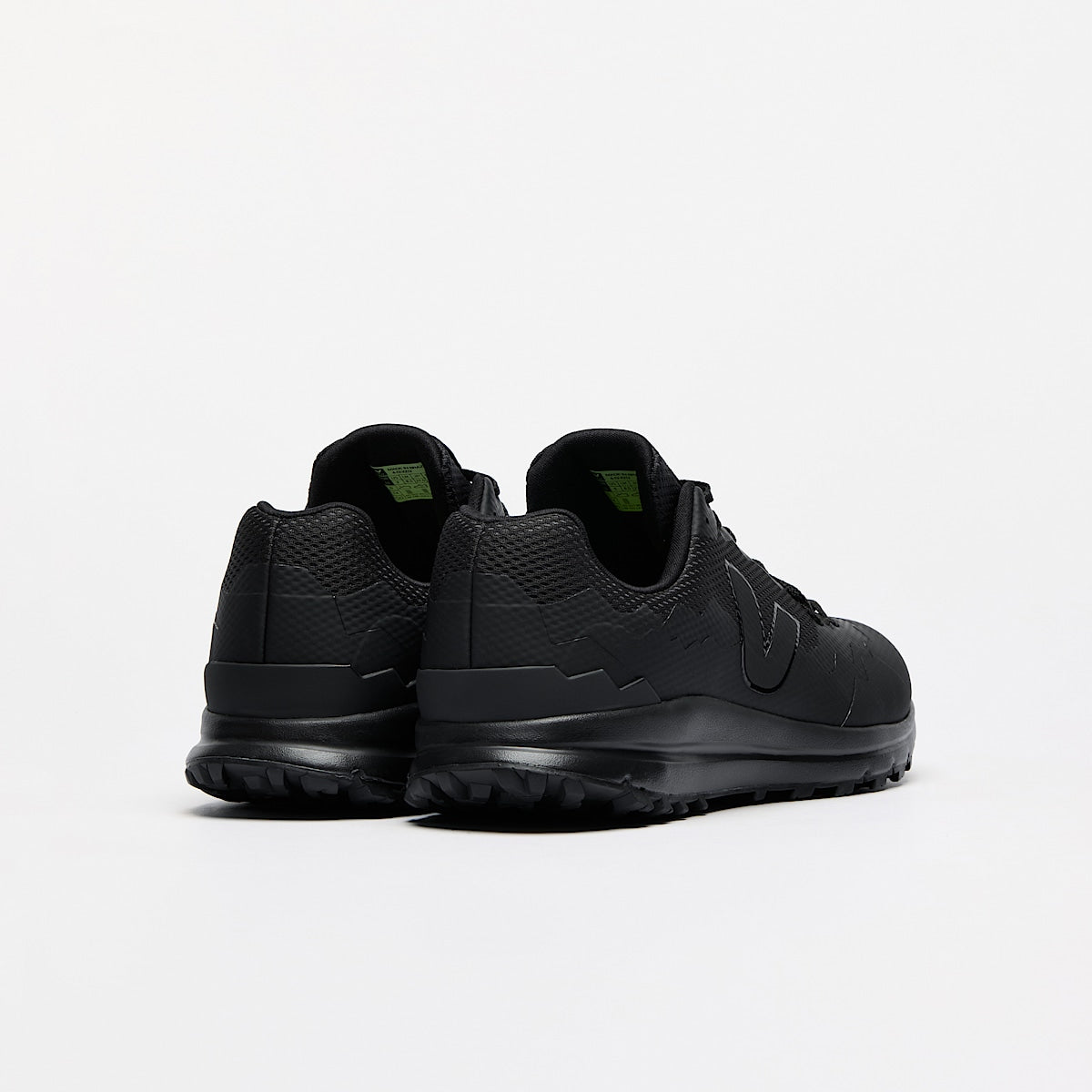 VEJA Fitz Roy Alveomesh Full Black - Image 3