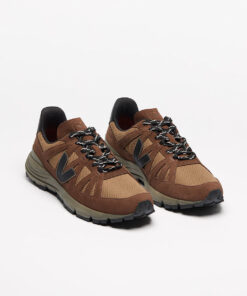 Alternative view of VEJA Salar Alveomesh Tent Black Walnut