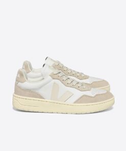 VEJA V-90 Leather White Pierre