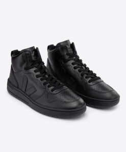 Alternative view of VEJA V-15 CWL Full Black