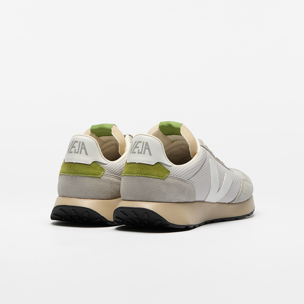 VEJA Paulistana Alveomesh Light Grey White Detox - Image 3