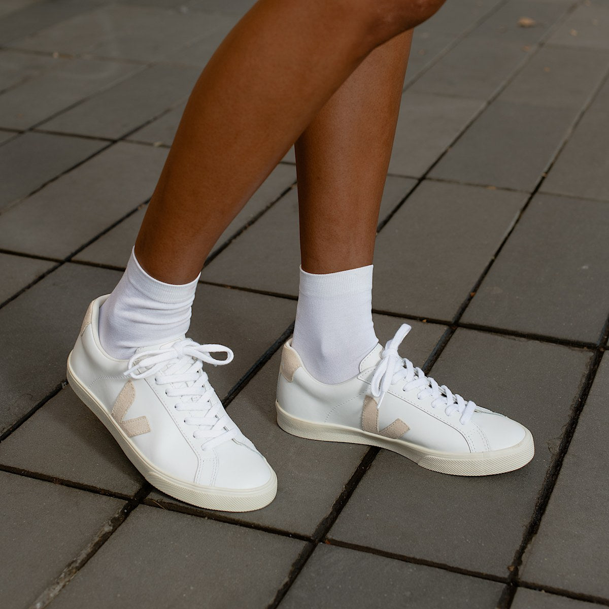 VEJA Esplar Leather White Sable - Image 4
