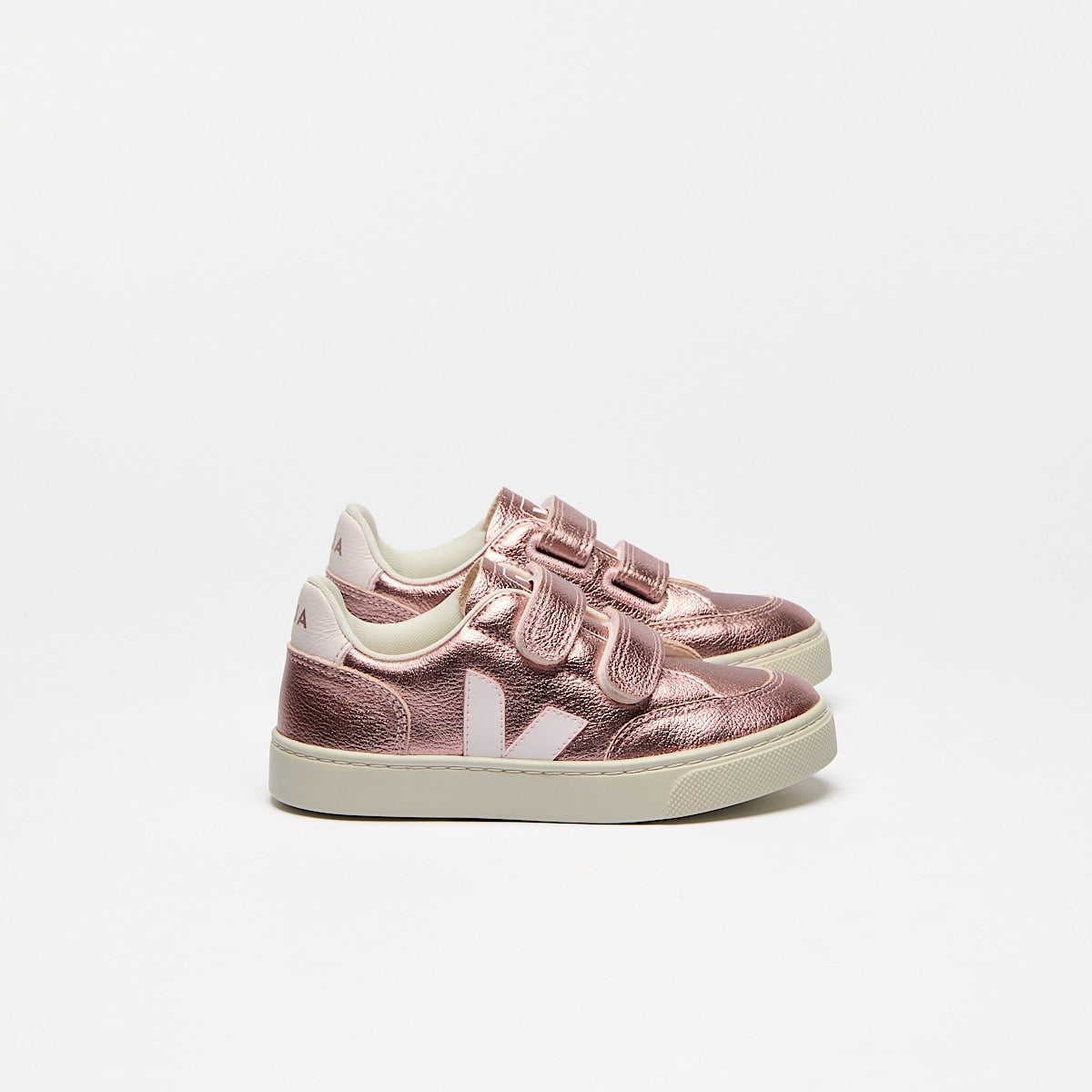 VEJA V-12 Leather Nacre Lassi