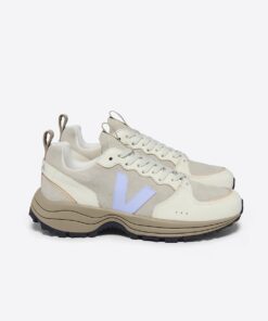 VEJA Venturi Suede Almond Swan