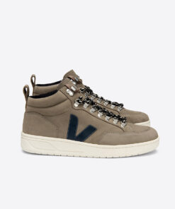 VEJA Roraima Nubuck Moonrock Nautico