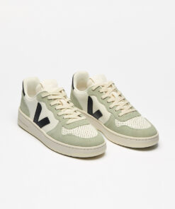 Alternative view of VEJA V-10 Leather Pure Black Clay