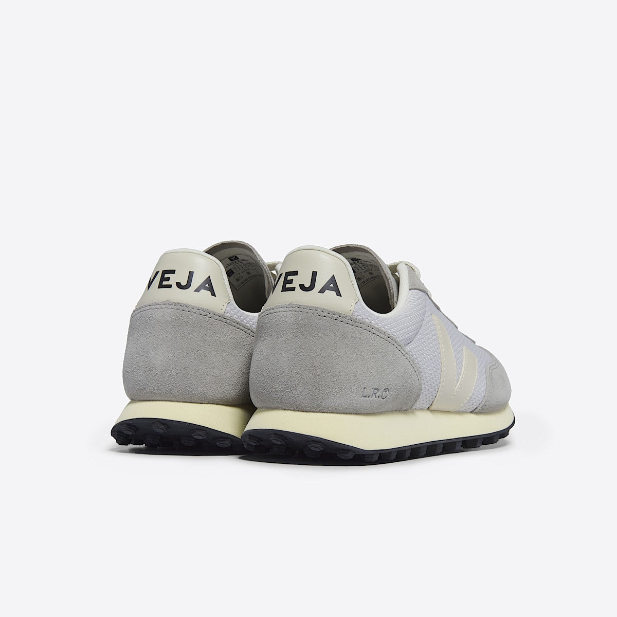 VEJA Rio Branco Alveomesh Light Grey Pierre - Image 3