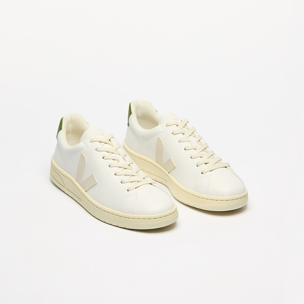 VEJA Urca CWL White Pierre Kiwi - Image 2