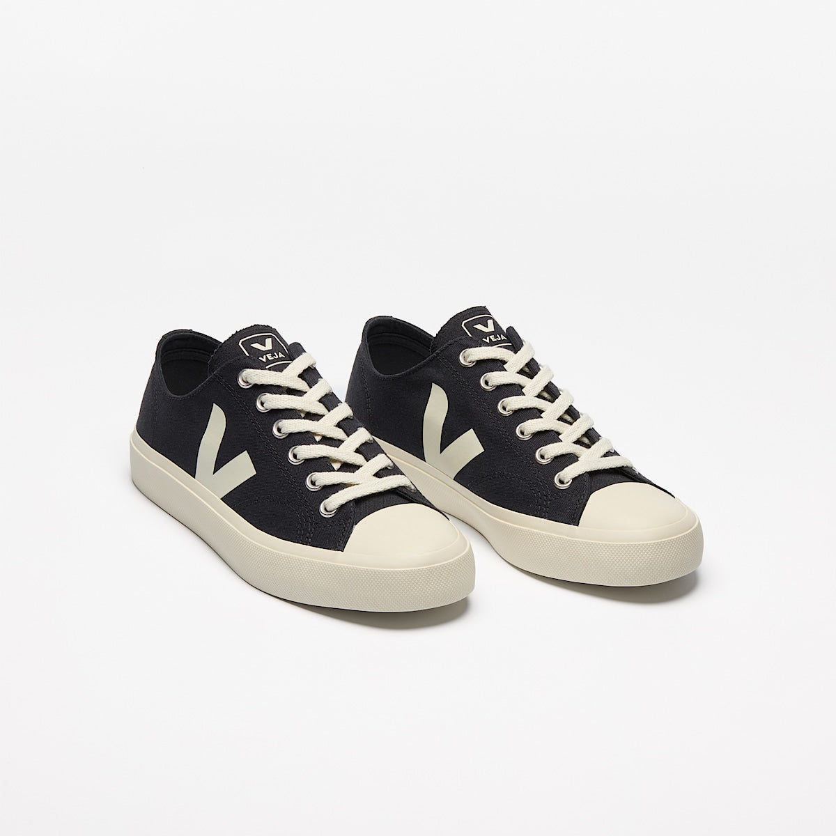 VEJA Wata Ii Low Canvas Black Pierre - Image 2