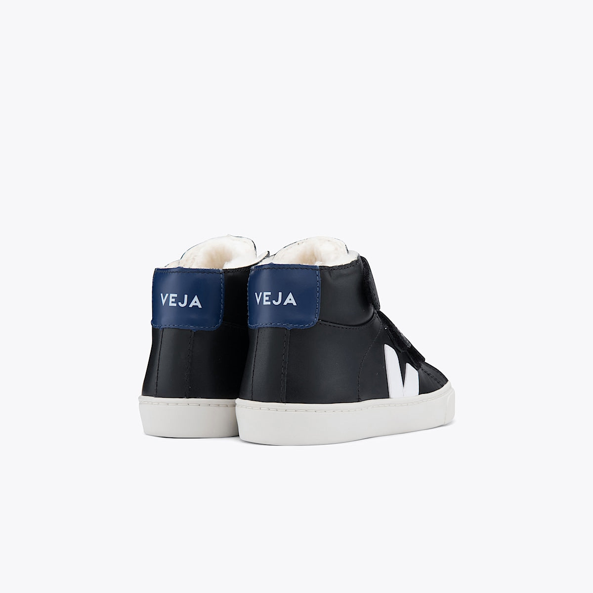 VEJA Esplar Mid Furred Leather Black White - Image 3