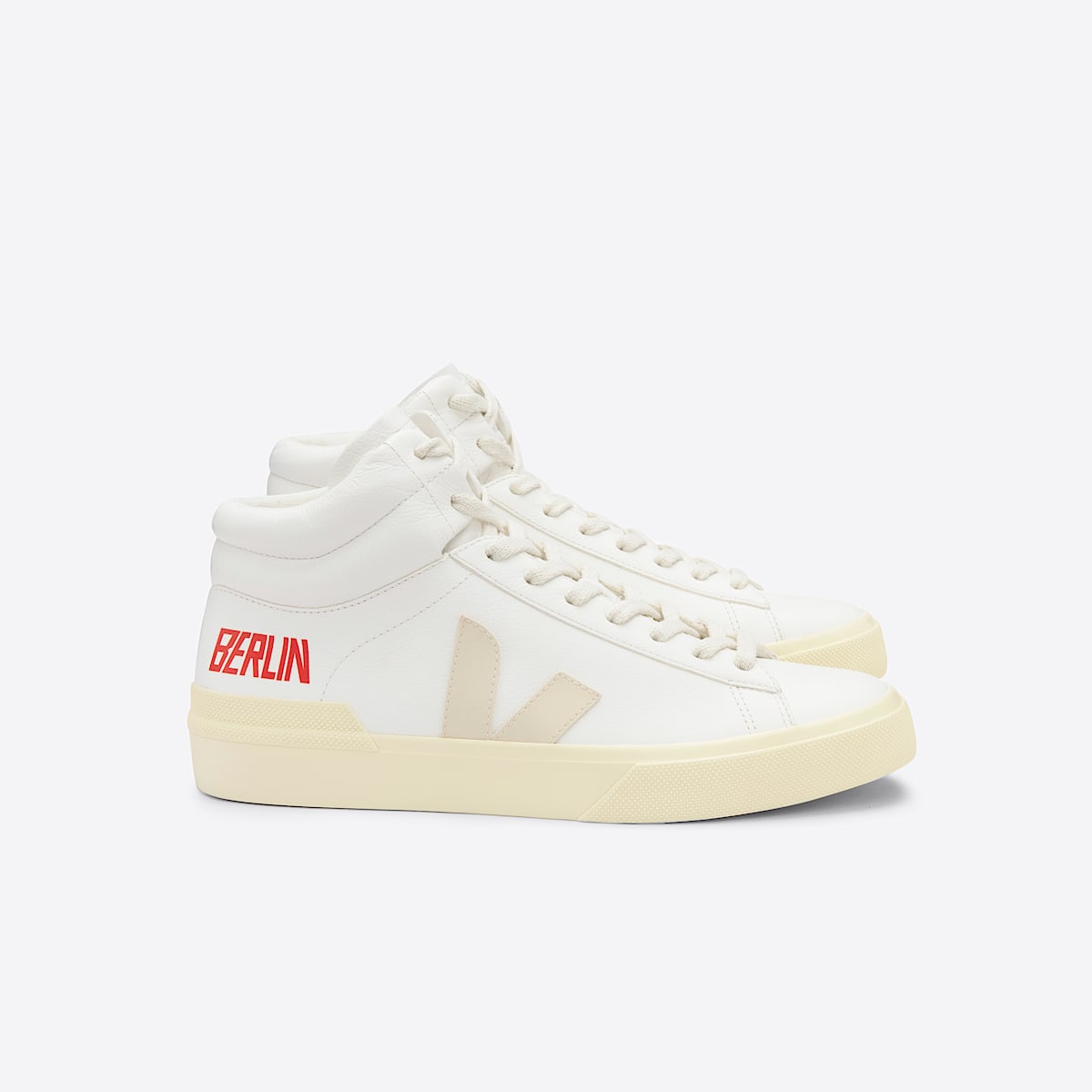 VEJA Minotaur x Berlin White Pierre