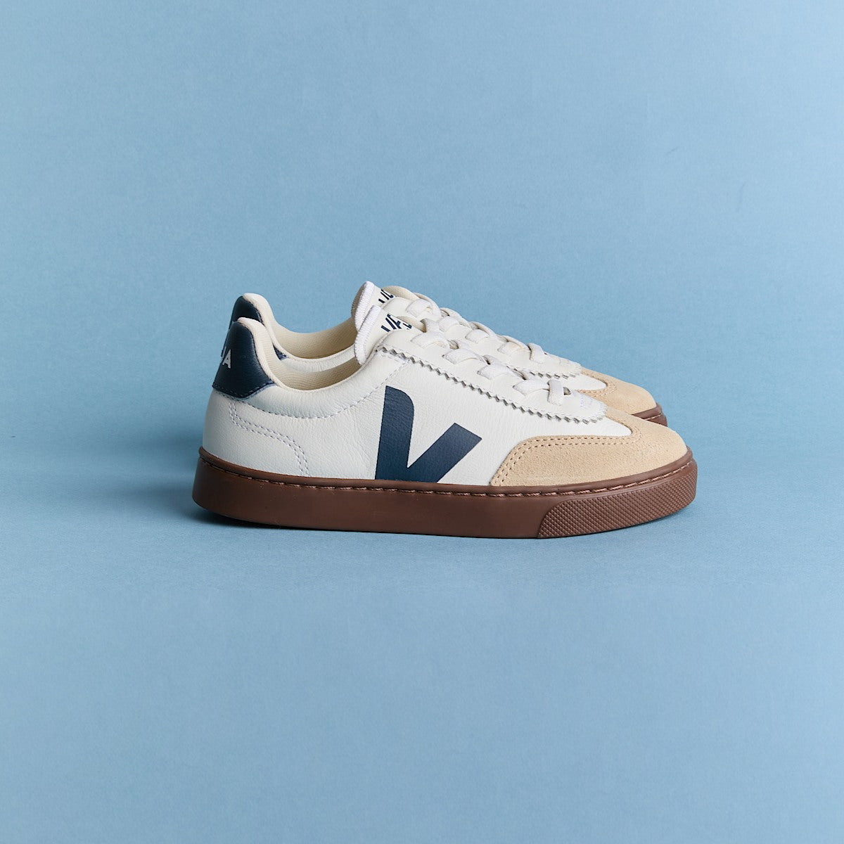 VEJA Volley Elastic Laces Leather White Nautico Bark - Image 4