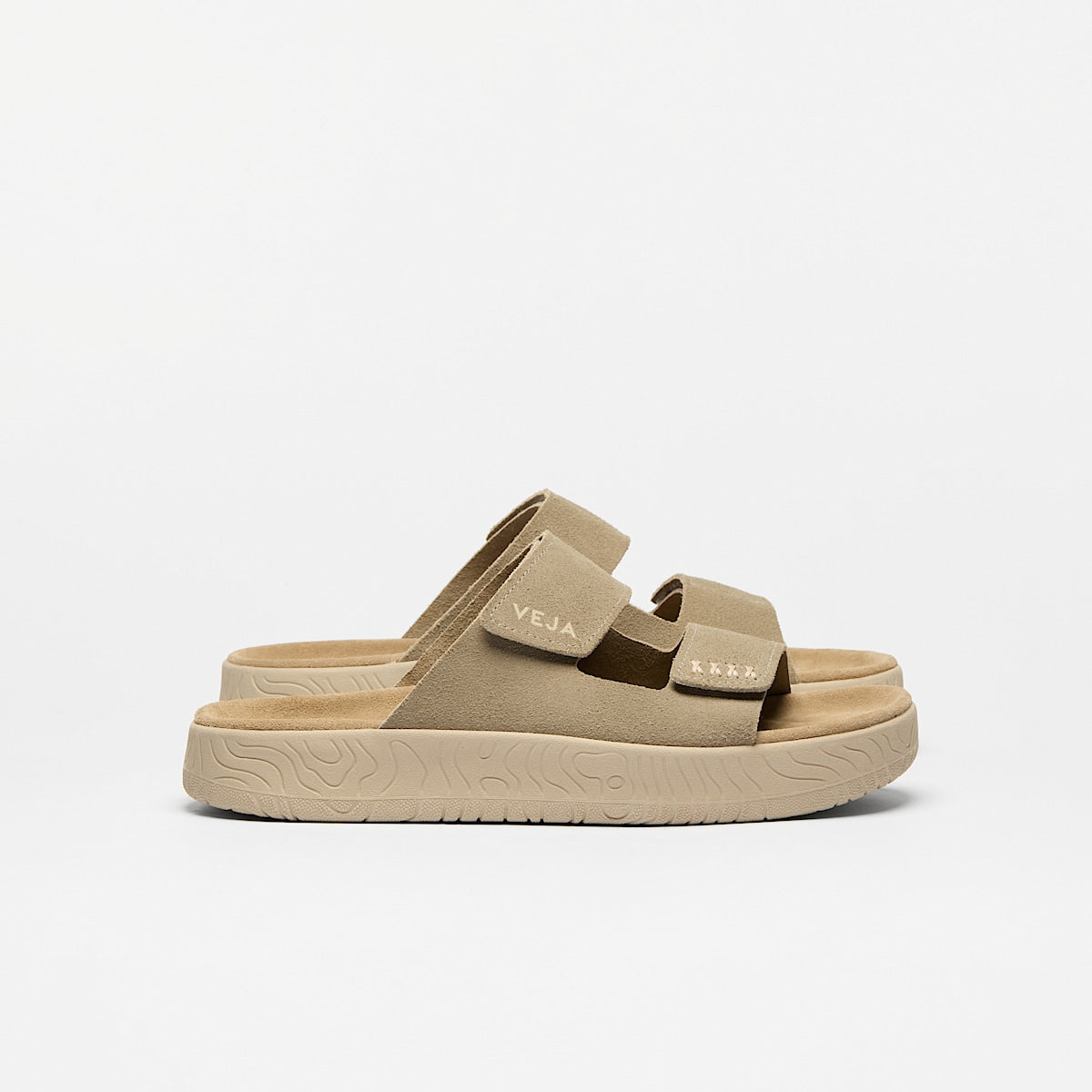 VEJA Etna Suede Taupe Almond