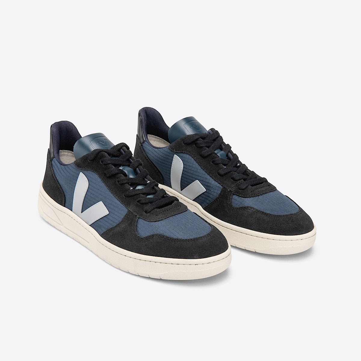 VEJA V-10 Ripstop Nautico Oxford Grey Black - Image 2