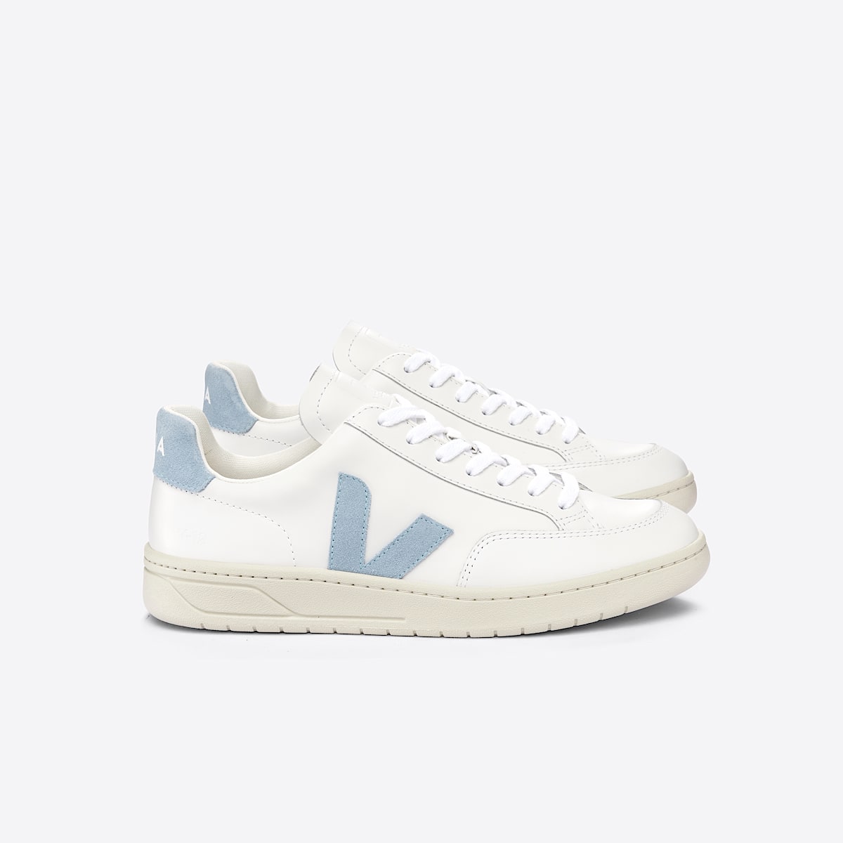 VEJA V-12 Leather White Steel