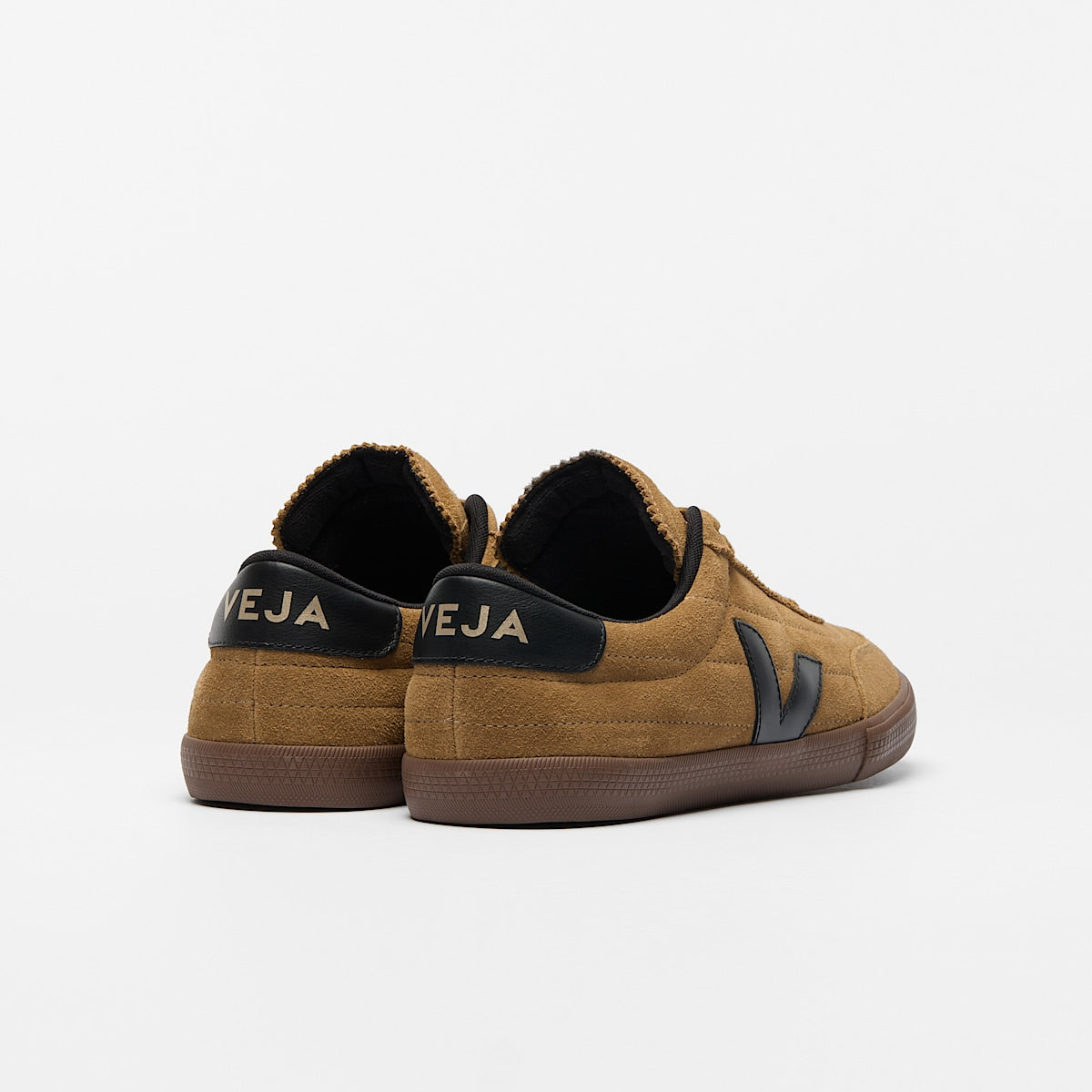 VEJA Panenka Suede Tent Black Bark - Image 3