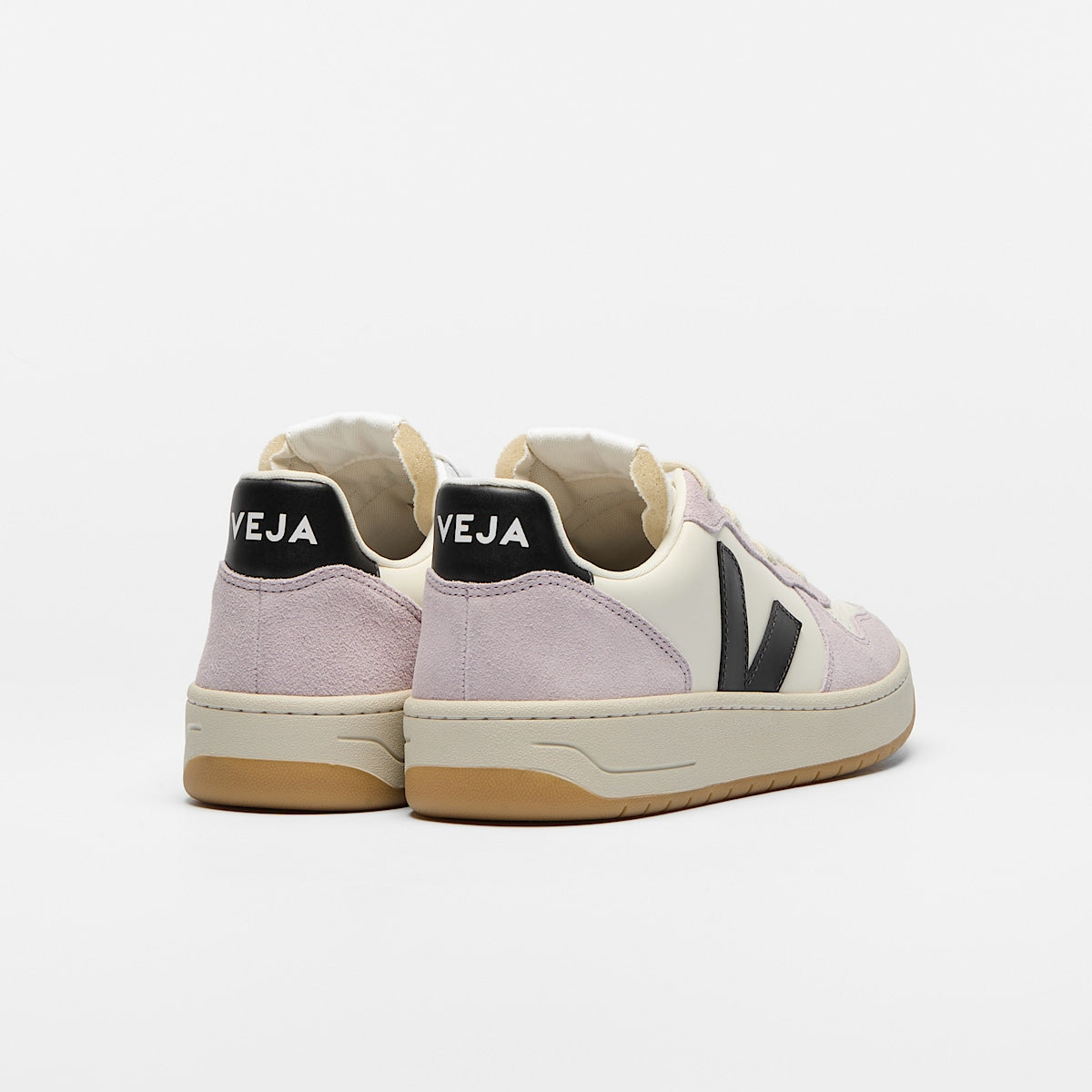 VEJA V-10 Leather Pure Black Parme - Image 3